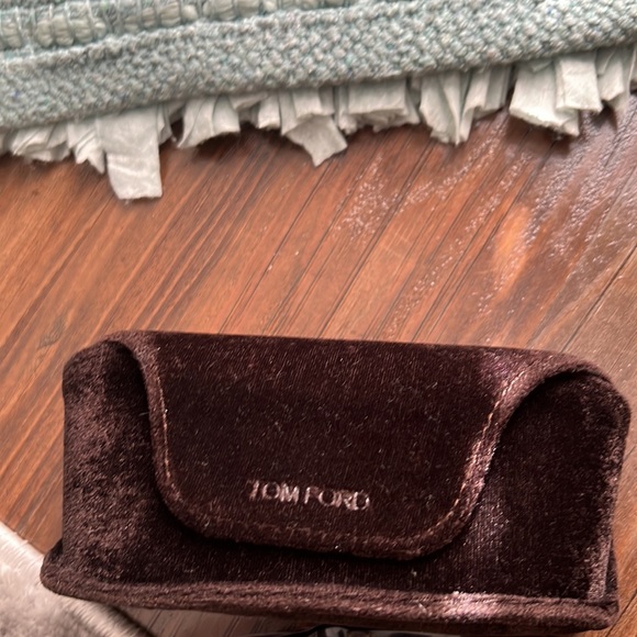 Authentic Tom Ford “Saskia” Sunglasses - Picture 10 of 12